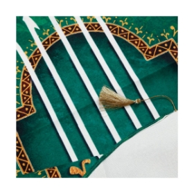 کتیبه سه عددی مخمل مزین به نام علی ابن ابیطالب علیه السلام