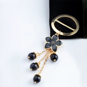 آویز روسری مجلسی (مشکی)