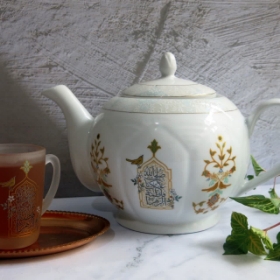 خرید قوری چینی طرح صلی الله علیک یا فاطمه الزهرا 2/5 لیتری | فروشگاه فرهنگی دیدار