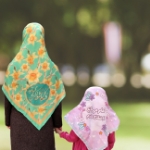 روسری  طرح ای گل یاس گل نرگس تو می آید- گل نرگس - قواره 140