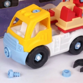 تصویر  بازی آچار به دست جرثقیل