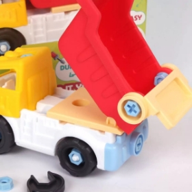 تصویر  بازی آچار به دست کمپرسی