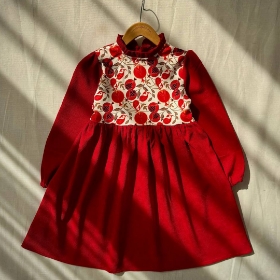 تصویر  پیراهن دخترانه  طرح انار / قرمز