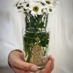 بهترین مدل  گلدان شیشه ای طرح صل الله علیک یا فاطمه الزهرا 16 سانتی | دیدار