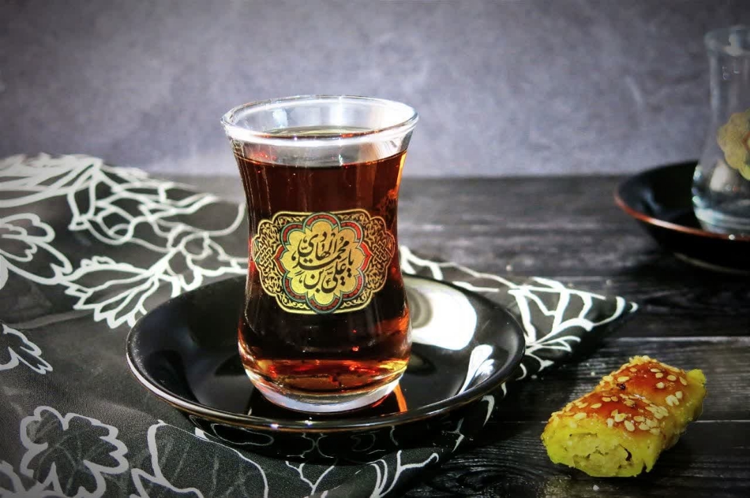 استکان کمر باریک طرح علی بن محمد الهادی