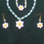 ست گردنبند و دستبند و گوشواره با آویز گل نرگس- هدیه نیمه شعبان- هدیه دخترانه- کد 4584- فروشگاه دیدار