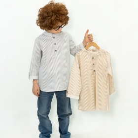 تصویر  بلوز پسرانه کسری / کرم