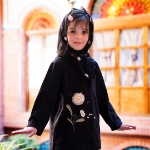 بلوز آستین بلند مشکی طرح شاخه گل