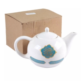 قوری چینی طرح این آرزوی نوکرتان است که یک بار در خیمه برای خودتان چای بریزد