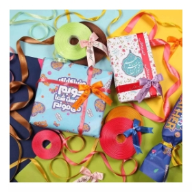 کاغذ کادو طرح تو را من چشم در راهم