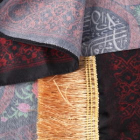 تصویر  کتیبه احب الله من احب حسینا همراه با اسامی چهارده معصوم علیهم السلام - 70*110