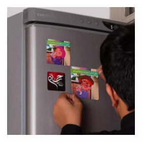 مگنت یخچالی مربع وقتی که آب می خورم بر او سلام می کنم