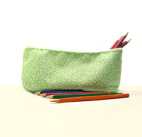 خرید جامدادی مذهبی پارچه ای طرح دنیا چقدر تشنه نام زلال توست - سبز- کد 6571