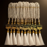 خرید تسبیح 33 دانه پلاک دار کریستالی طرح کعبه - سفید- کد 6710- فروشگاه دیدار