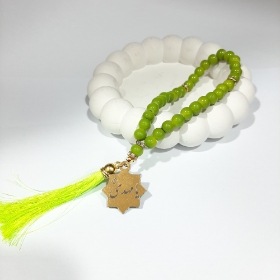 خرید تسبیح 33 دانه پلاک دار امام عصر - سبز کم رنگ- مد 6701- فروشگاه دیدار